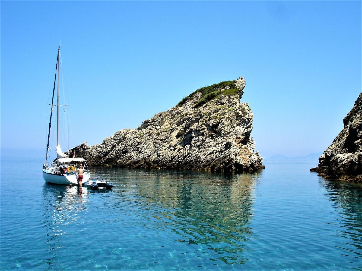 Secret Sporades Panoramic Residence Klíma Dış mekan fotoğraf